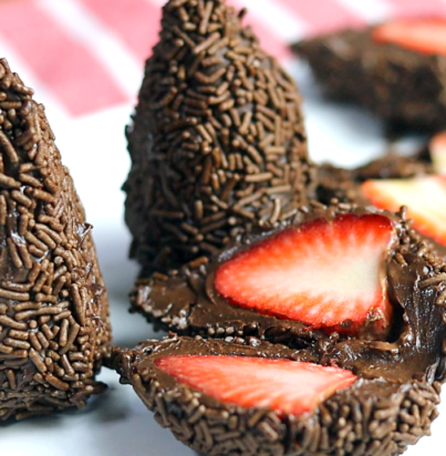 coxinha-de-brigadeiro-com-morango-1080x720px